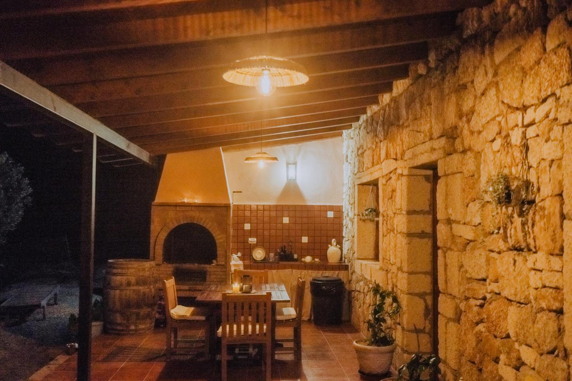 Beautiful Olive'S Cave House Villa Arico Exterior photo